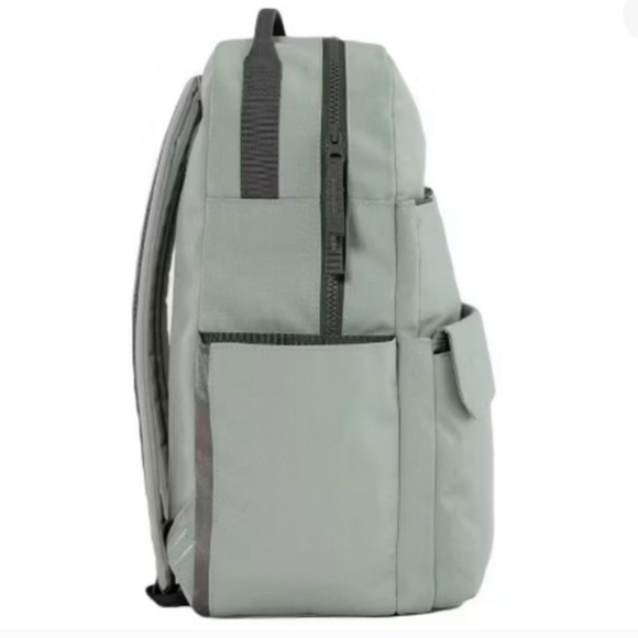 Red Rovr Diaper Bag Backpack - Picture 8 of 12